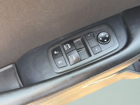 Used 2021 Dodge Challenger GT RWD image 15