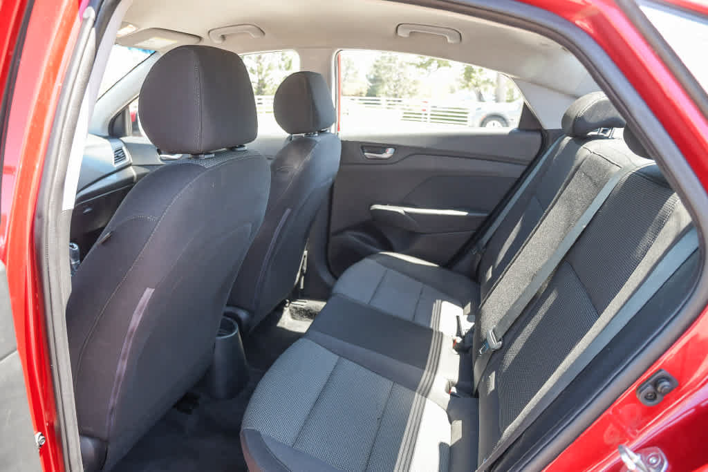 Used 2018 Hyundai Accent SE FWD image 14