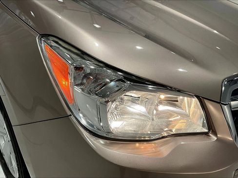 Used 2016 Subaru Forester 2.5i Premium image 30