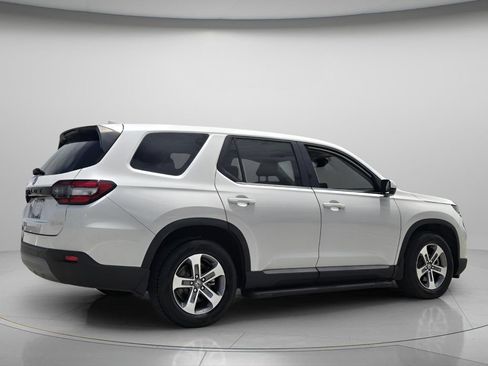 Certified 2024 Honda Pilot EX-L image 7