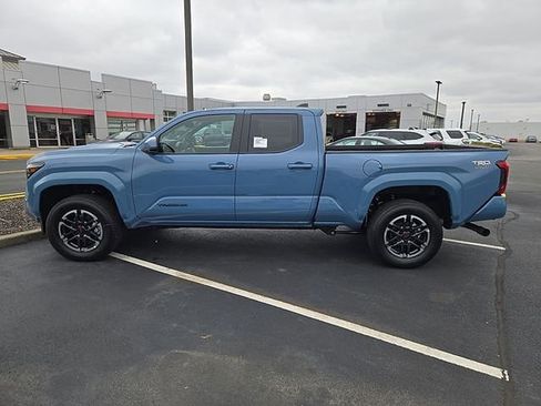 New 2026 Toyota Tacoma TRD Sport image 9