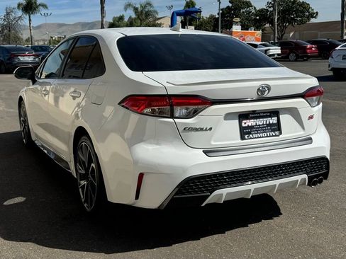 Used 2020 Toyota Corolla SE image 8