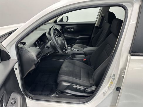 Certified 2024 Honda HR-V LX image 14