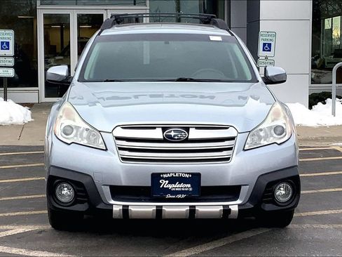 Used 2014 Subaru Outback 2.5i Limited w/ Moonroof Package image 2