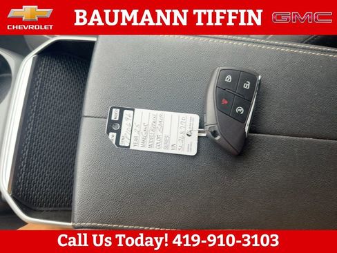 Used 2025 GMC Terrain Elevation image 26