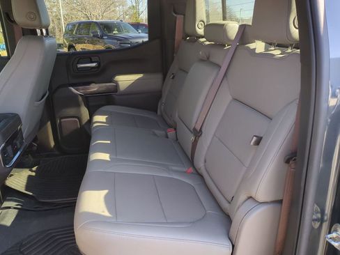 Used 2022 Chevrolet Silverado 1500 LTZ w/ LTZ Premium Package image 27