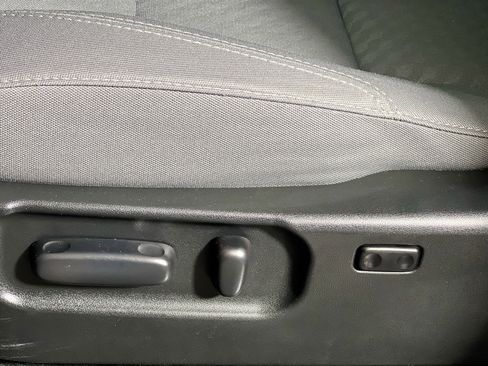 Used 2021 Toyota Tacoma SR5 image 15