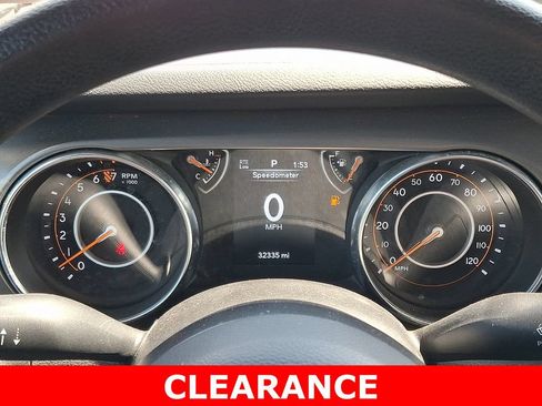 Used 2022 Jeep Gladiator Sport AWD/4WD image 19