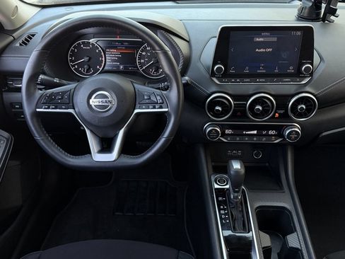 Used 2020 Nissan Sentra SV FWD image 12