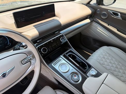 Used 2022 Genesis GV80 3.5T w/ Prestige Package 07 AWD/4WD image 29
