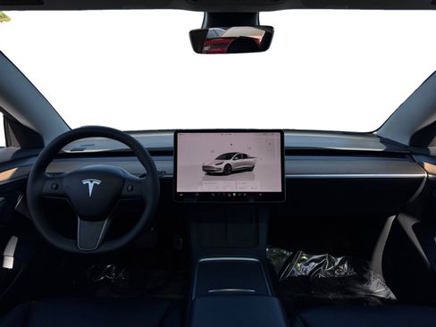 Used 2023 Tesla Model 3 Standard Range RWD image 10