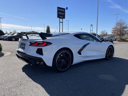 Used 2022 Chevrolet Corvette Stingray w/ Z51 Performance Package image 9