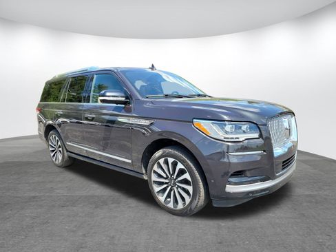 Used 2023 Lincoln Navigator Reserve image 27