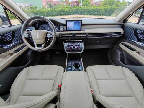 Used 2021 Lincoln Corsair FWD w/ Convenience Package image 33