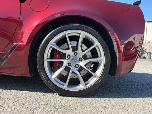 Used 2016 Chevrolet Corvette Z06 w/ 3LZ Preferred Equipment Group RWD image 7