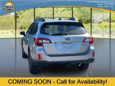 Used 2016 Subaru Outback 3.6R Limited AWD/4WD image 3