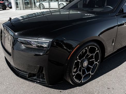 Used 2025 Rolls-Royce Ghost Black Badge image 21