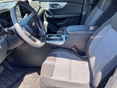 Used 2024 Chevrolet Blazer LT w/ Convenience Package FWD image 8