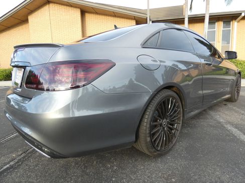 Used 2017 Mercedes-Benz E 400 Coupe image 8