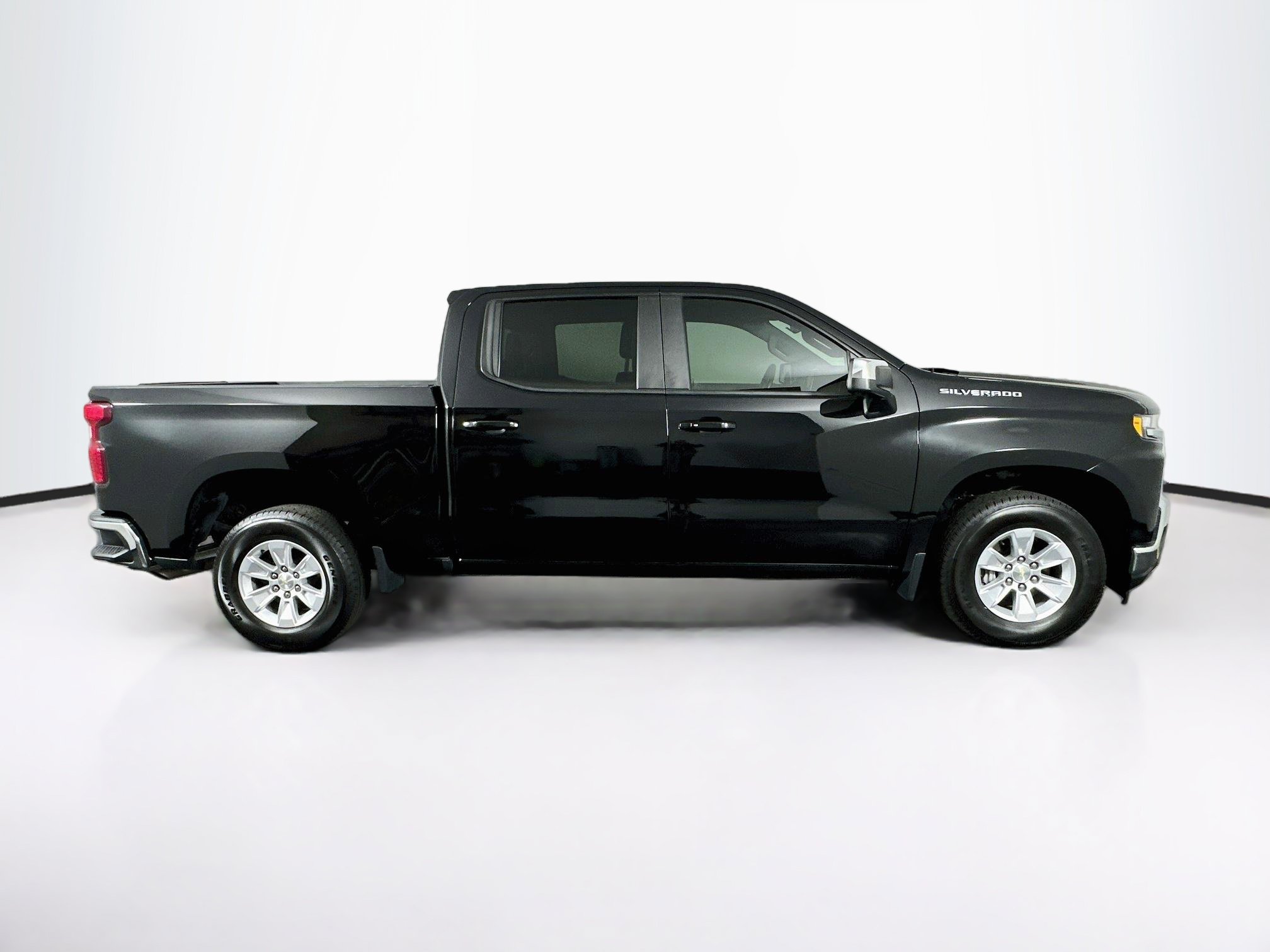 Used 2021 Chevrolet Silverado 1500 LT RWD image 10
