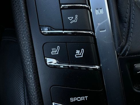 Used 2017 Porsche Macan S image 31