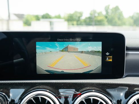 Used 2020 Mercedes-Benz CLA 250 w/ Premium Package image 32