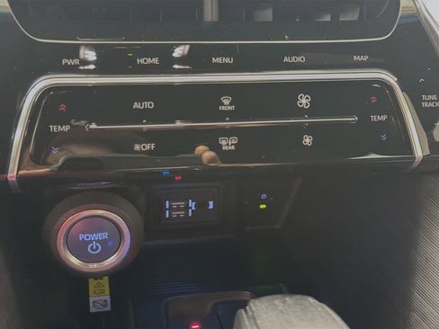 Certified 2021 Toyota Venza Limited w/ Advanced Technology Package AWD/4WD image 14