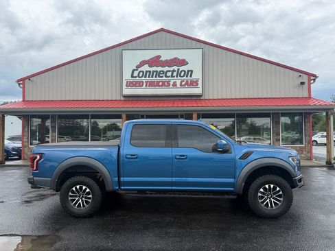 Used 2019 Ford F150 Raptor w/ Equipment Group 802A Luxury AWD/4WD image 3