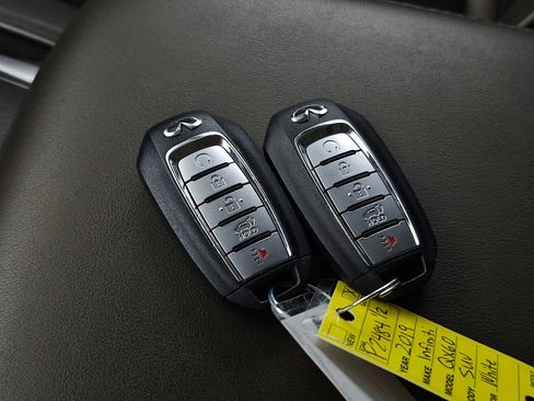 Used 2019 INFINITI QX60 Luxe w/ Essential Package image 34