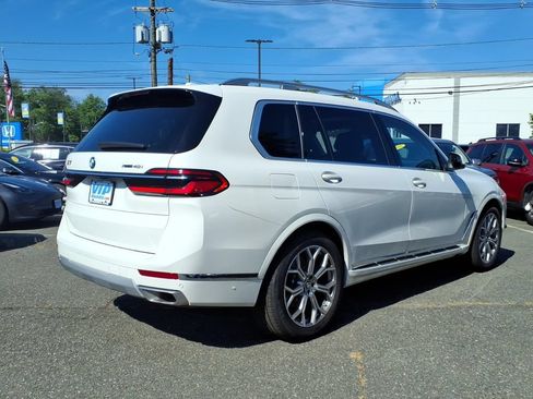 Used 2025 BMW X7 xDrive40i AWD/4WD image 6