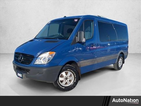 Used 2011 Mercedes-Benz Sprinter 2500 image 1