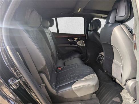 Certified 2023 Mercedes-Benz EQS 580 4MATIC SUV image 19
