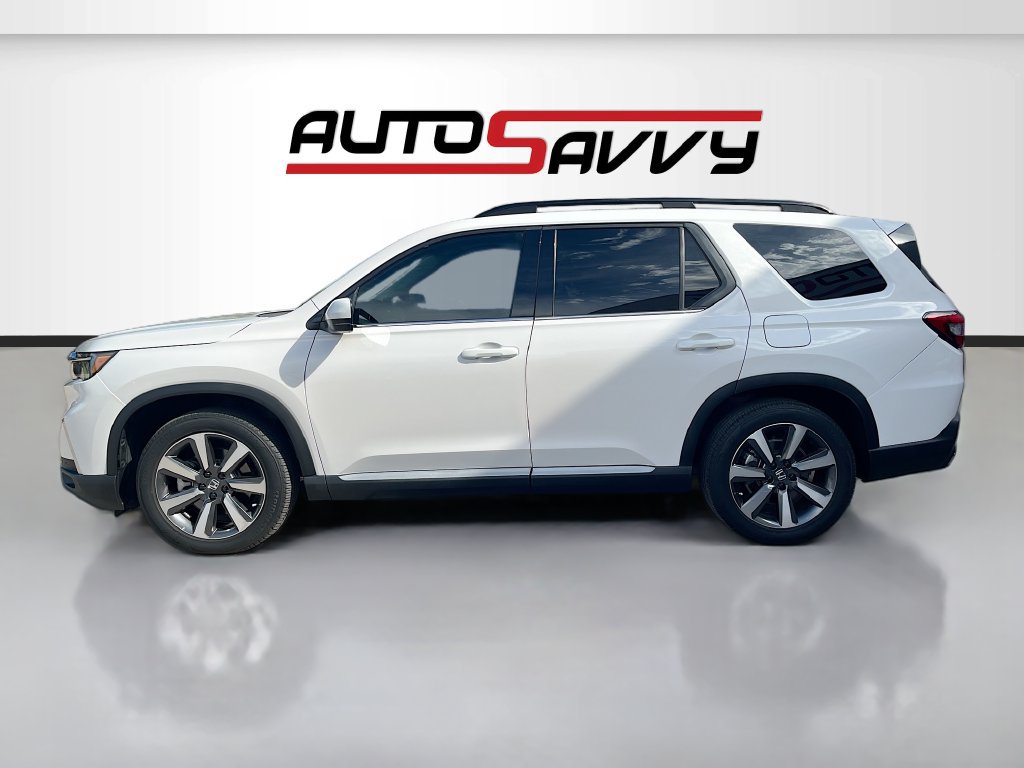 Used 2024 Honda Pilot Touring image 4