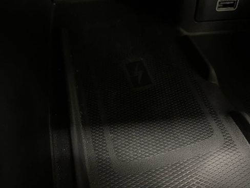 Used 2025 Ford Escape Platinum w/ Premium Technology Package image 29