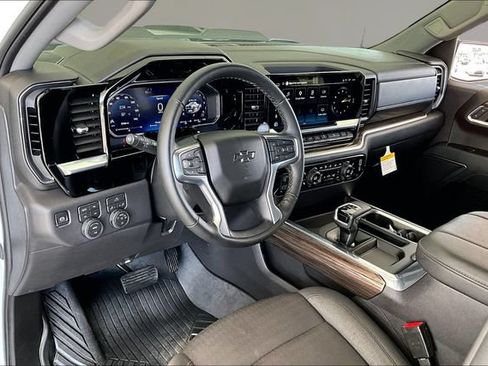 Used 2026 Chevrolet Silverado 1500 LT Trail Boss AWD/4WD image 14