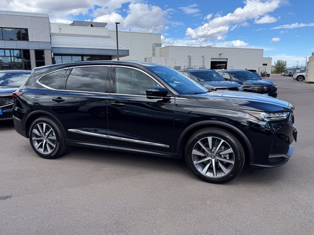 Certified 2026 Acura MDX w/ Technology Package AWD/4WD image 5