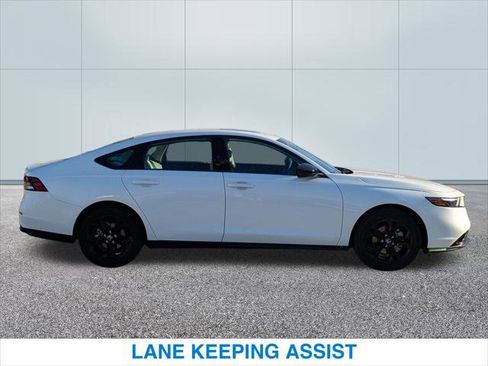 Used 2025 Honda Accord SE image 6