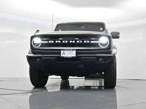 Used 2025 Ford Bronco Outer Banks image 46