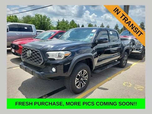 Used 2021 Toyota Tacoma TRD Off-Road AWD/4WD image 1