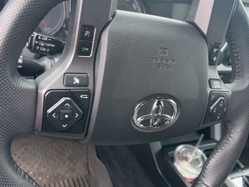 Used 2021 Toyota Tacoma TRD Off-Road w/ Technology Package image 3