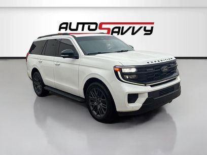 Used 2026 Ford Expedition Platinum w/ Stealth Appearance Package