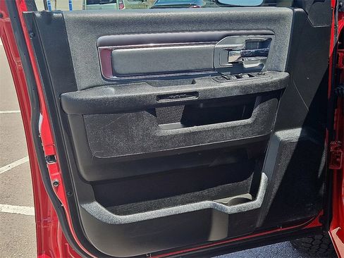 Used 2022 RAM 1500 Classic SLT image 18