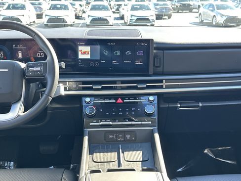 Used 2025 Hyundai Santa Fe SEL image 29