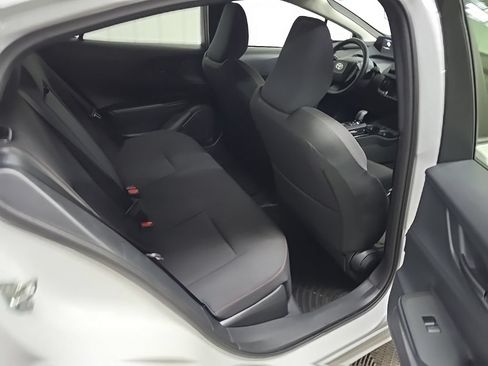 Used 2024 Toyota Prius Prime FWD image 17