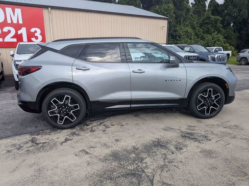 Used 2023 Chevrolet Blazer RS w/ Driver Confidence II Package FWD image 6