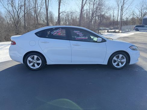 Used 2016 Dodge Dart SXT image 4