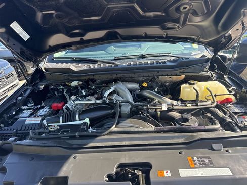 Used 2023 Ford F250 Lariat w/ Chrome Package image 42