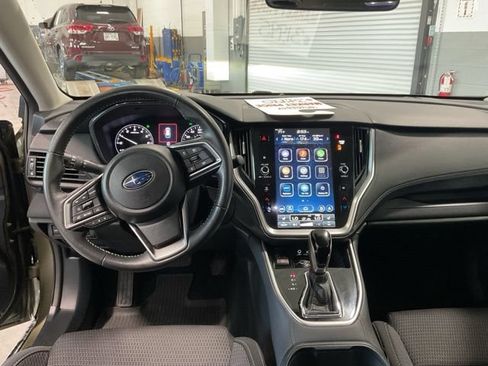 Used 2024 Subaru Outback Premium AWD/4WD image 10