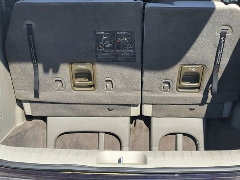 Used 2021 Kia Sedona LX image 30