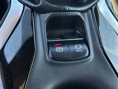 Used 2021 Toyota Corolla XSE image 28